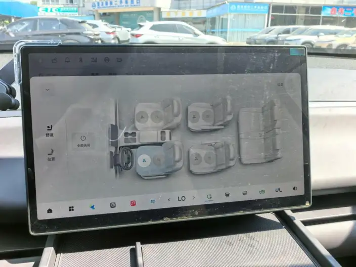 Leapmotor C16 2024 Model EV Edition 520 Exclusive Edition – фото 8
