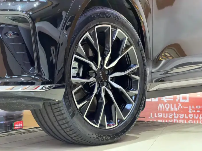 ZEEKR 7X 2026 Model 103kWh Rear Drive Max Edition – фото 9