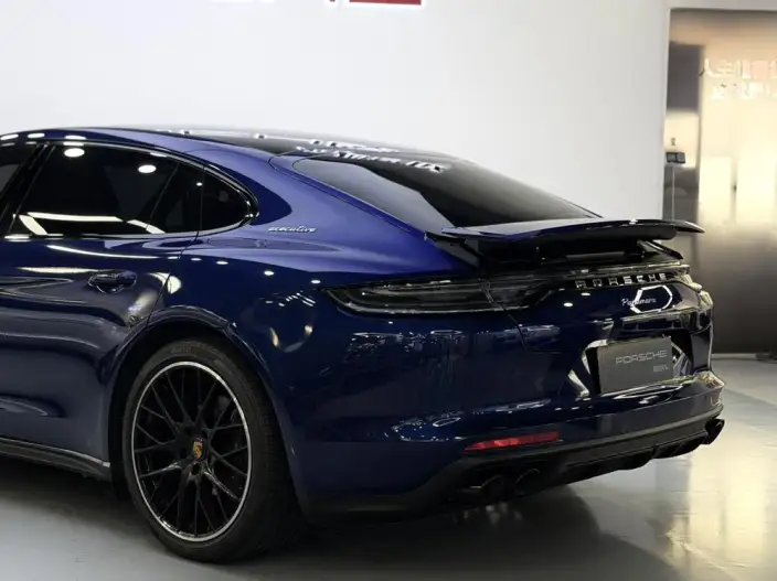 Panamera 2022 Model Panamera Executive Extended Platinum Edition 2.9T – фото 9