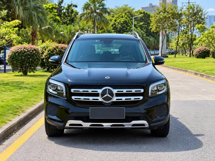 Mercedes-Benz GLB 2023 Model GLB 220 Fashion Model – фото 2