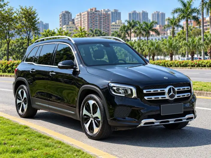 Mercedes-Benz GLB 2023 Model GLB 220 Fashion Model – фото 3