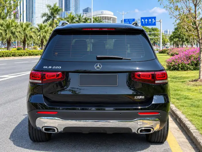 Mercedes-Benz GLB 2023 Model GLB 220 Fashion Model – фото 5