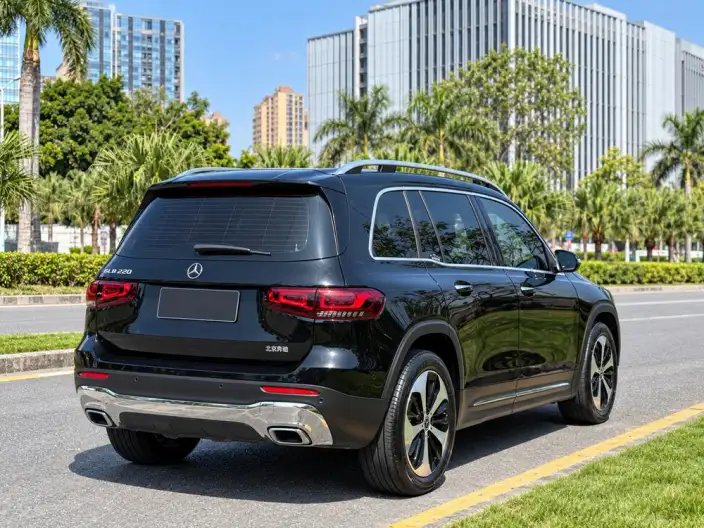 Mercedes-Benz GLB 2023 Model GLB 220 Fashion Model – фото 6