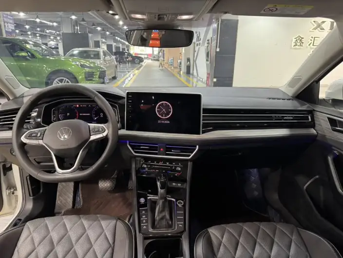 Volkswagen Sagitar 2023 Model 300TSI DSG Superior Edition – фото 7