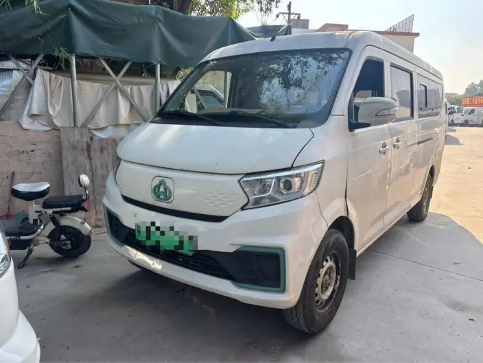 Cross Star V7 EV 2024 Model 251km Hatchback door Comfort Model 6 seat – фото 1