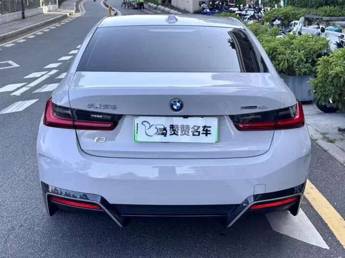 BMW i3 2023 Model eDrive40L Night Edition Sports Set – фото 6