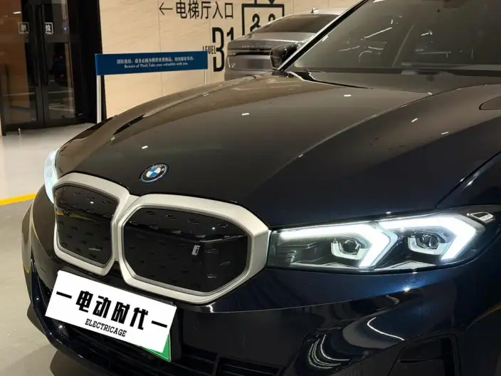 BMW i3 2023 Model eDrive35L – фото 10