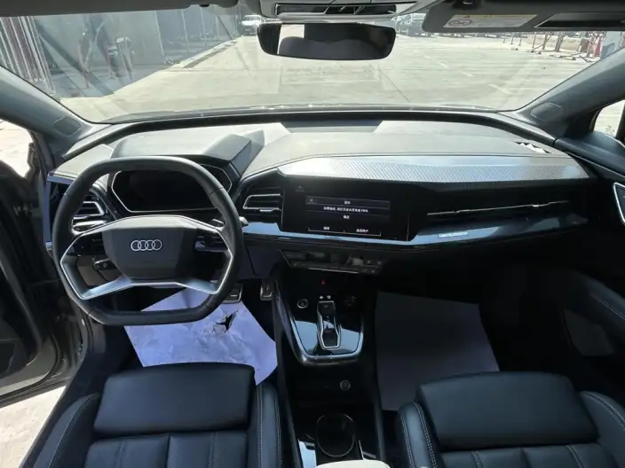 Audi Q4 e-tron 2022 Model 40 e-tron Genesis Edition – фото 7