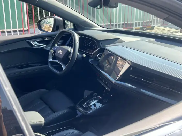 Audi Q4 e-tron 2022 Model 40 e-tron Genesis Edition – фото 8