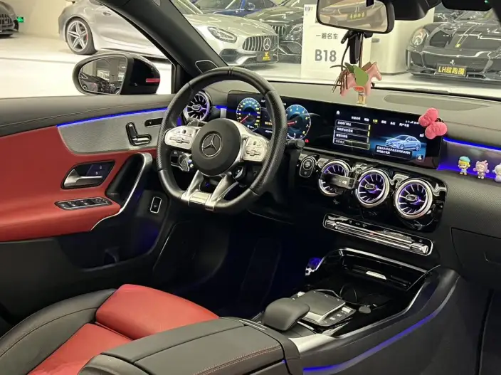 Mercedes-Benz A-Class AMG 2022 Model AMG A 35 L 4MATIC – фото 10