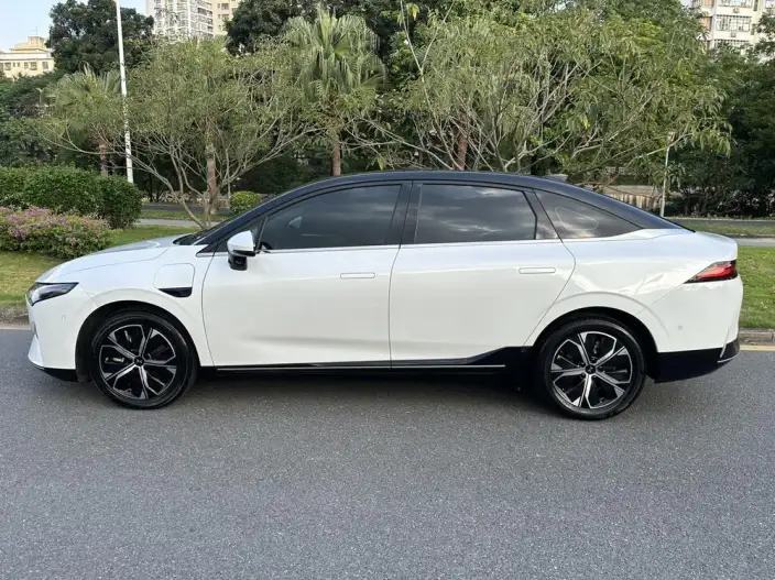 XPeng P5 2022 Model 550E – фото 4