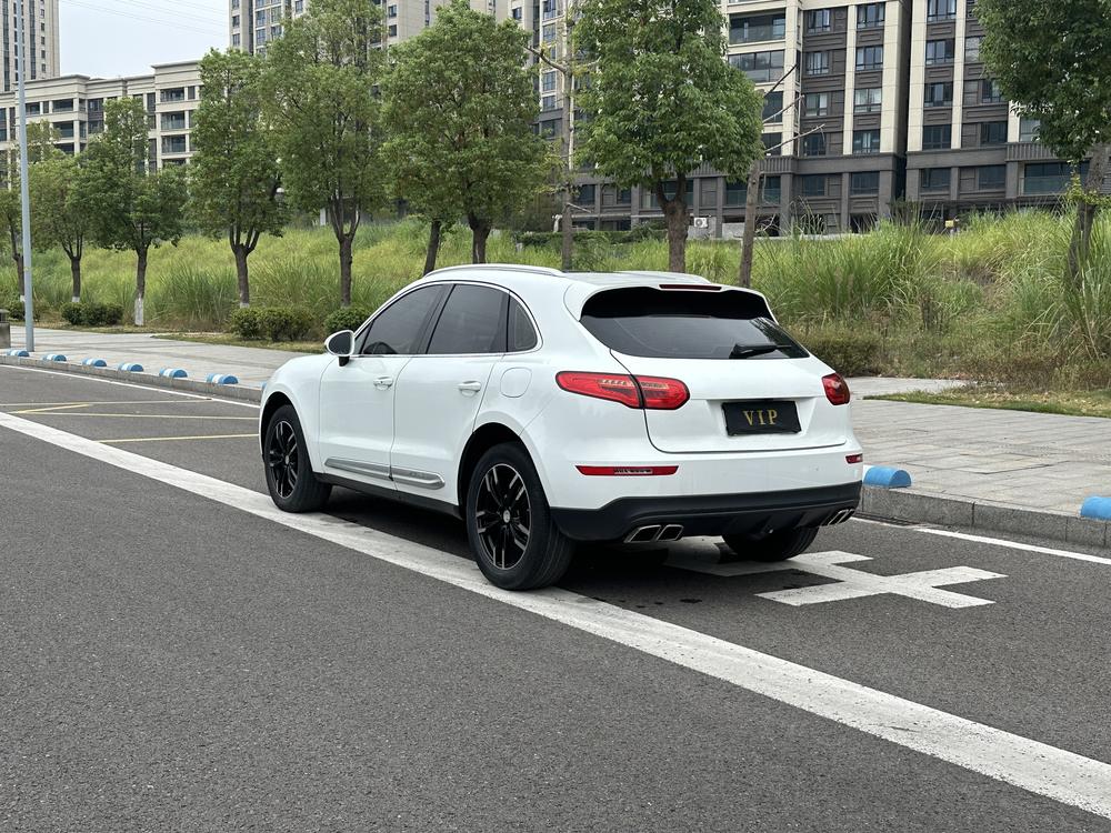 Zotye SR9 2017 модификация 2.0T Manual Haoji изящество Zhiguang Edition