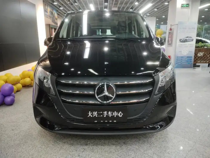 Viano 2024 Model 2.0T Business Edition 7 seat – фото 2