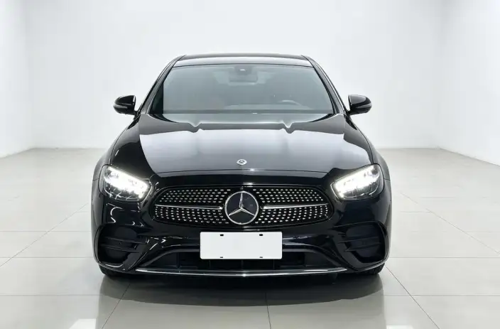 Mercedes-Benz E-Class 2023 Model E 300 L Luxury Model Sports sedan – фото 2