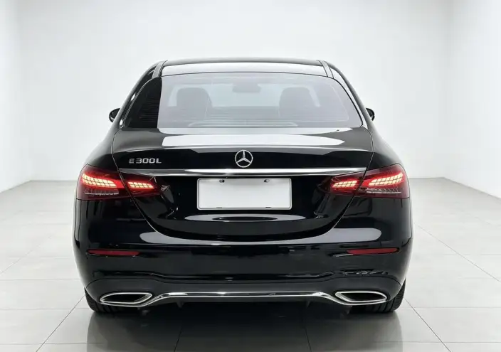 Mercedes-Benz E-Class 2023 Model E 300 L Luxury Model Sports sedan – фото 5
