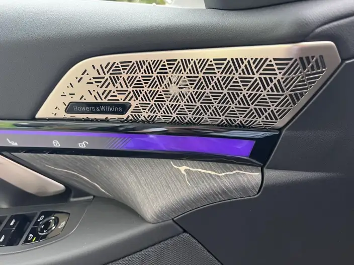 BMW 5 Series 2025 Model Facelift 530Li Exclusive Model M Sports Set – фото 8