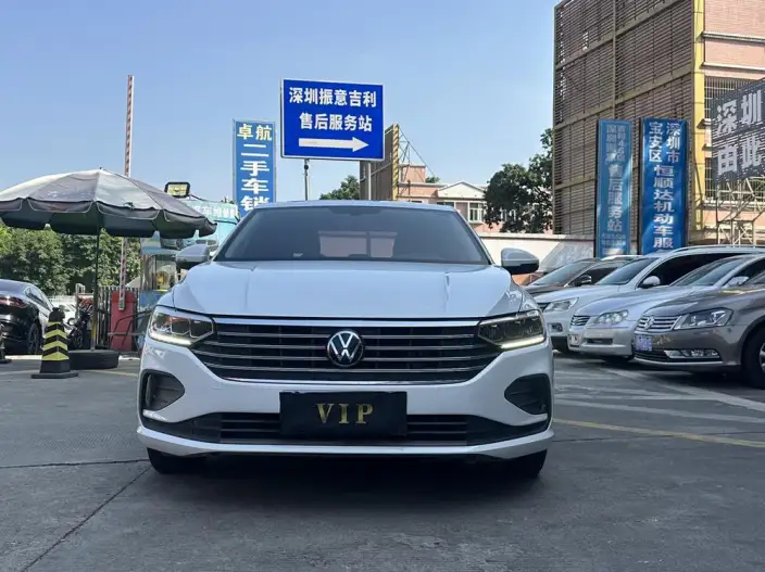 Volkswagen Lavida 2022 Model 1.5L Automatic Fashion edition – фото 2