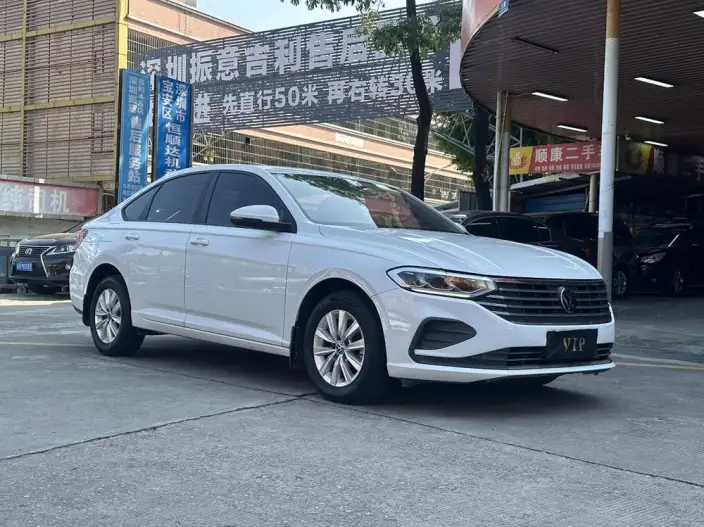 Volkswagen Lavida 2022 Model 1.5L Automatic Fashion edition – фото 3