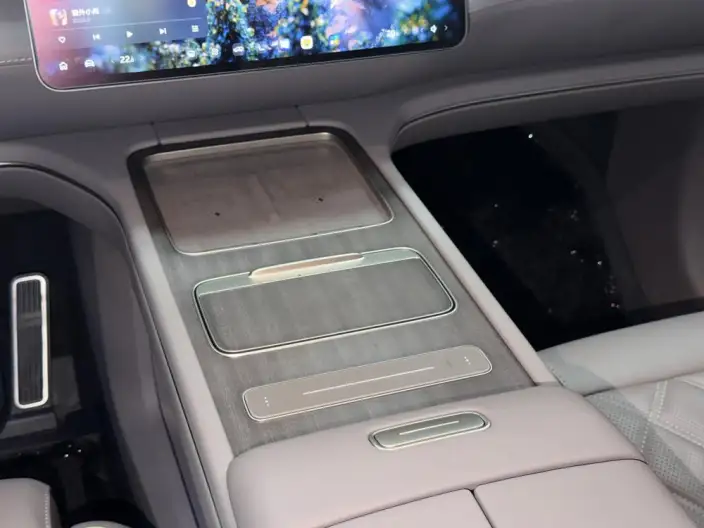 NIO ES8 2026 Model VI seat Executive Deluxe Edition – фото 9