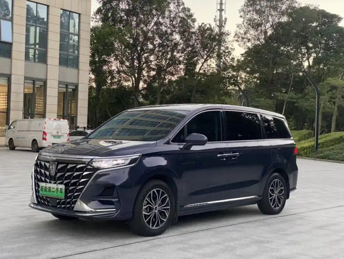 Roewe iMAX8 EV 2022 Model Silver edition – фото 1