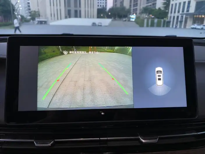 Roewe iMAX8 EV 2022 Model Silver edition – фото 7