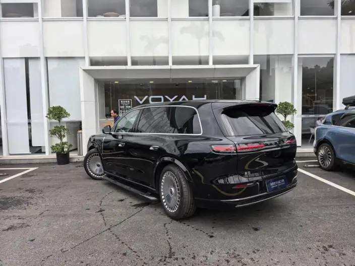 Voyah Taishan P HEV 2026 Model Max+ Edition – фото 5