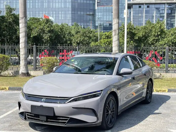 BYD Han DM 2025 Model Long Battery Life Pro Smart Driving Edition DM-i 245KM Noble Model – фото 1
