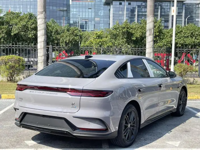 BYD Han DM 2025 Model Long Battery Life Pro Smart Driving Edition DM-i 245KM Noble Model – фото 6