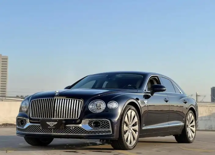 Continental Flying Spur 2021 Model 4.0T V8 Standard Edition – фото 1