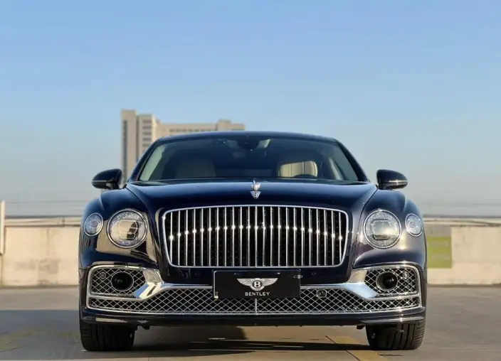Continental Flying Spur 2021 Model 4.0T V8 Standard Edition – фото 2
