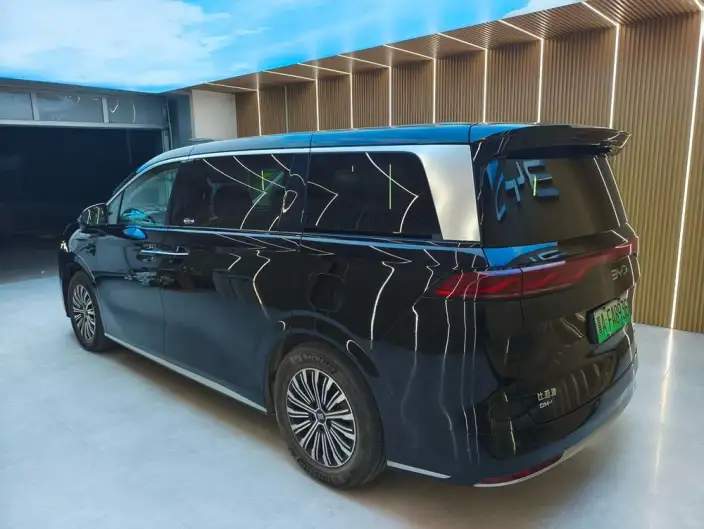 Xia 2026 Model DM-i 218KM Excellence Model – фото 4