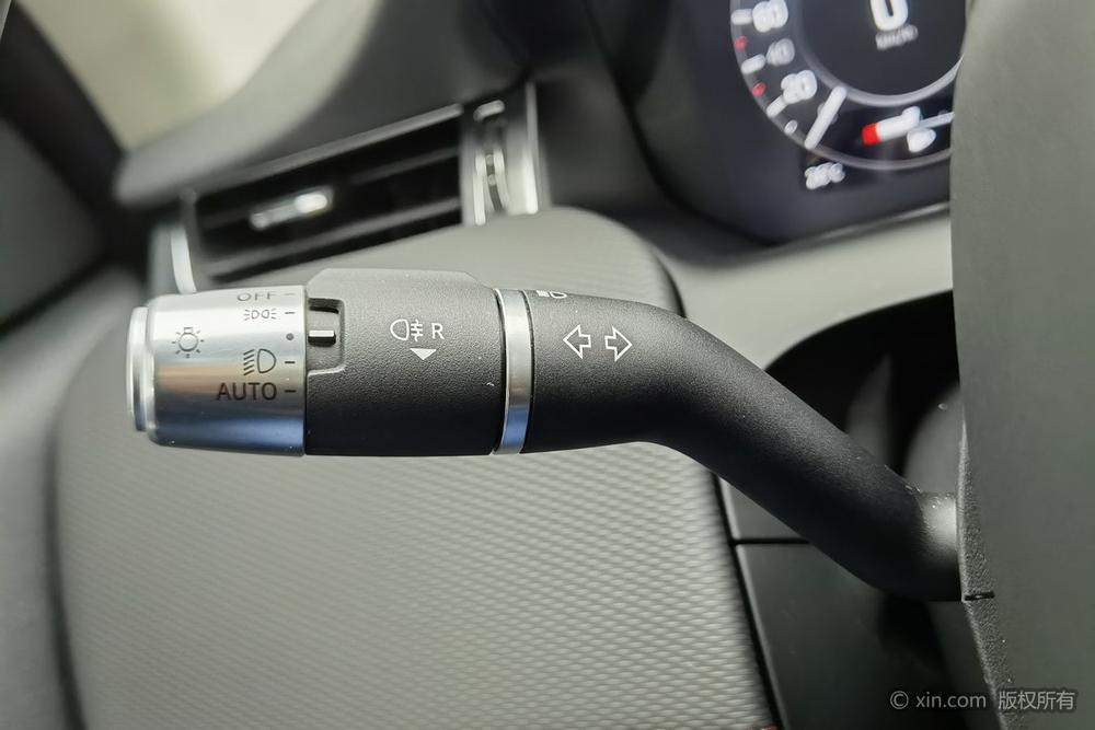 Land Rover Discovery Sport Модель 2022 года 249PS Luxgen City Edition – фото 16