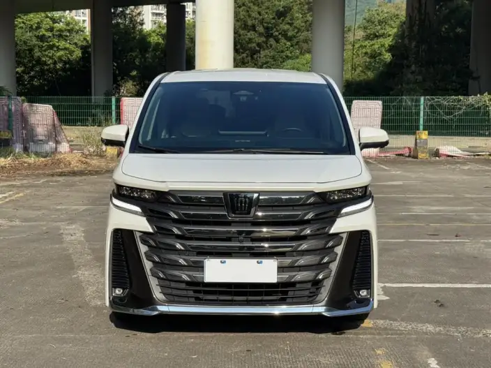 Vellfire 2023 Model Toyota Crown 2.5L Intelligent Hybrid 4WD Supreme Edition – фото 2