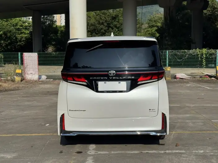 Vellfire 2023 Model Toyota Crown 2.5L Intelligent Hybrid 4WD Supreme Edition – фото 5