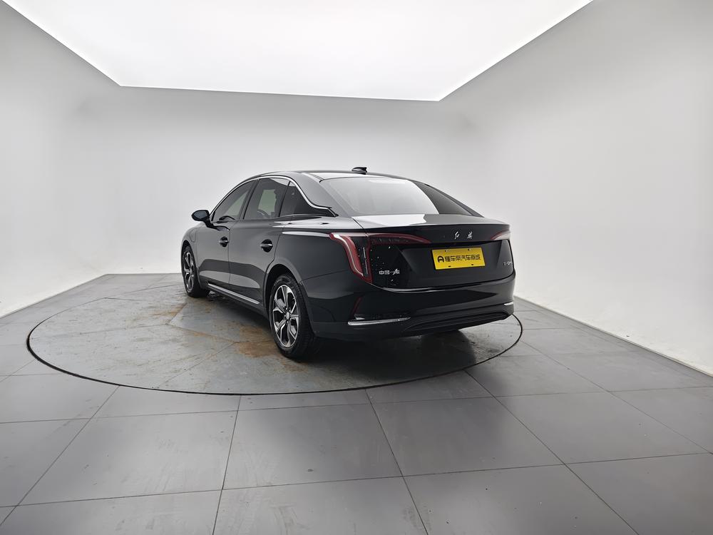 Hongqi E-QM5 2023 Modified Basic Traveler Edition – фото 5
