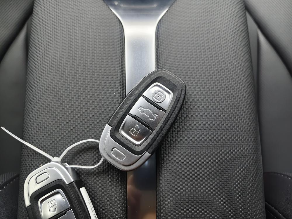 Hongqi E-QM5 2023 Modified Basic Traveler Edition – фото 11
