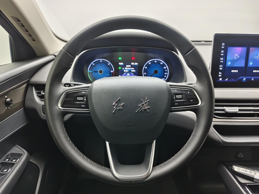 Hongqi E-QM5 2023 Modified Basic Traveler Edition – фото 16