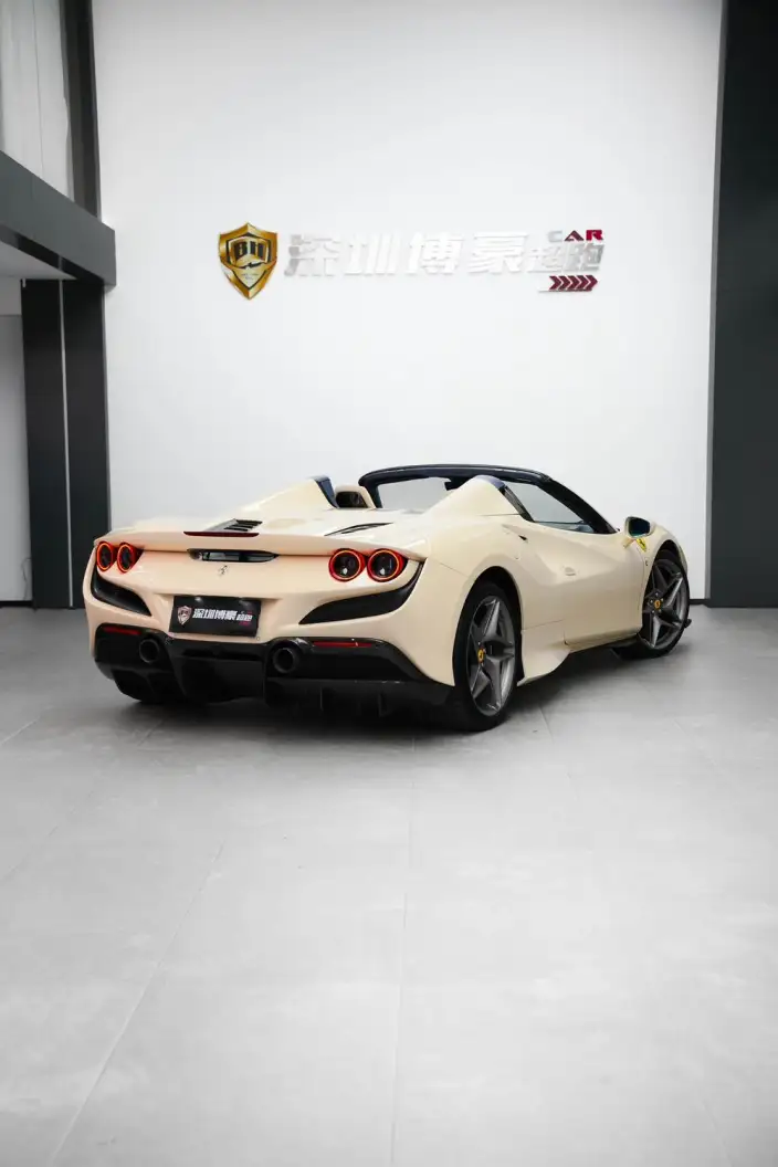 Ferrari F8 2020 Model Spider 3.9T V8 – фото 5