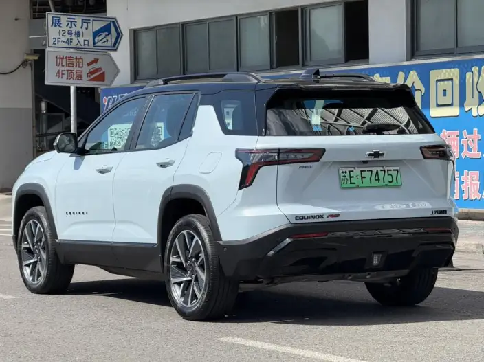 Chevrolet Equinox Plus 2024 Model 1.5T 102km RS Flagship Edition – фото 3