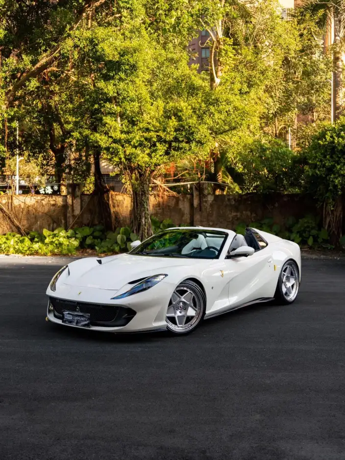 Ferrari 812 2020 Model 6.5L GTS – фото 1