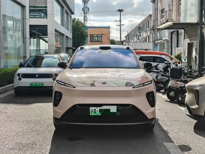NIO ES8 2023 Model 100kWh Signature Edition – фото 2
