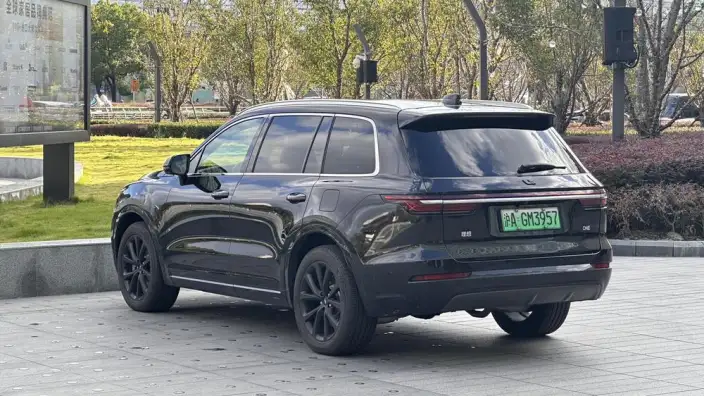 Li Auto ONE 2021 Model Extended Range 6 seat Edition – фото 4