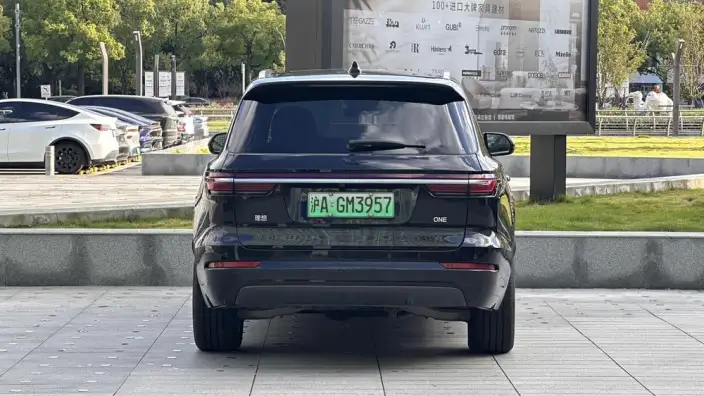 Li Auto ONE 2021 Model Extended Range 6 seat Edition – фото 5