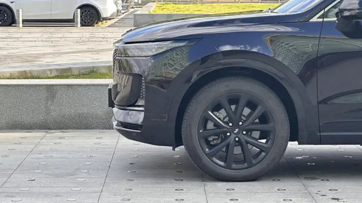 Li Auto ONE 2021 Model Extended Range 6 seat Edition – фото 10