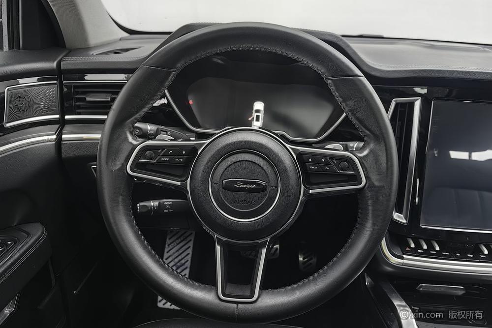 Zotye T700 2017 модификация 1.8T DCT Prestige – фото 14