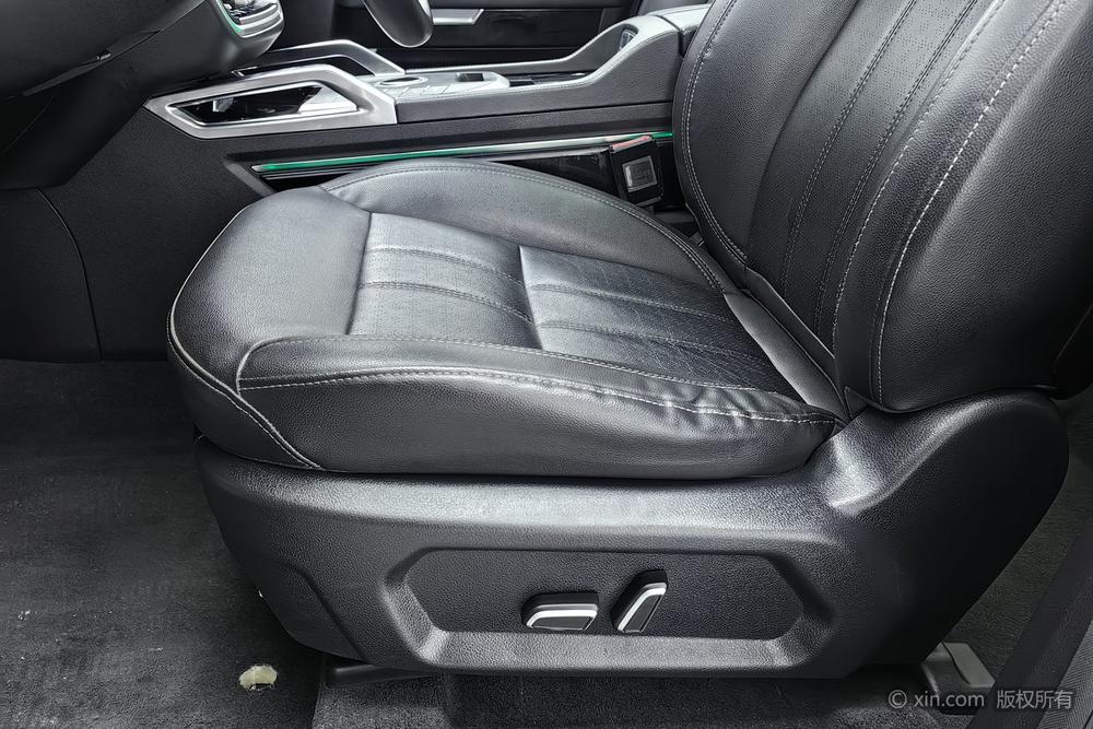 Zotye T700 2017 модификация 1.8T DCT Prestige – фото 19