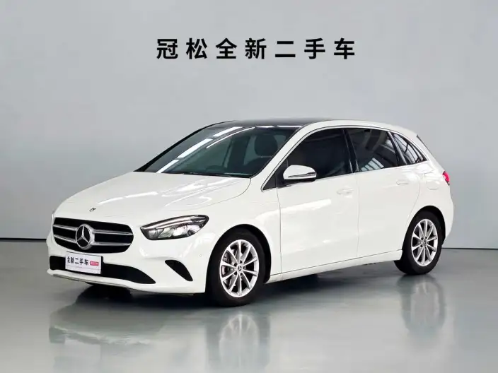 Mercedes-Benz B-Class 2022 Model Facelift B 200 Fashion Model – фото 1