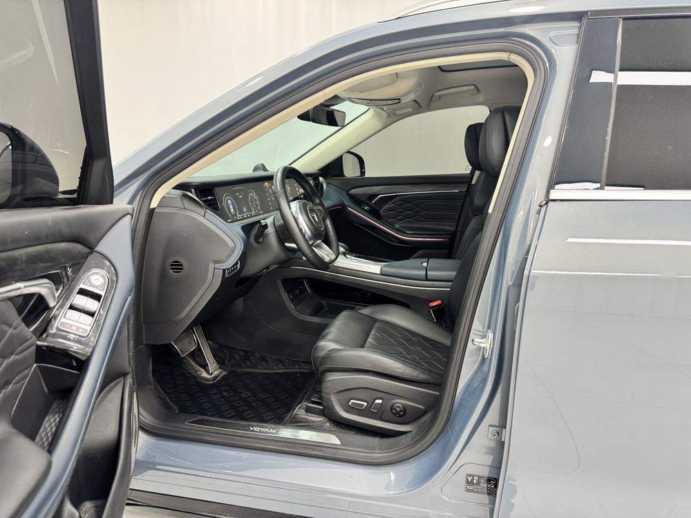 VOYAH FREE 2021 AWD Standard Extended-Range Exclusive Luxury Pack – фото 17