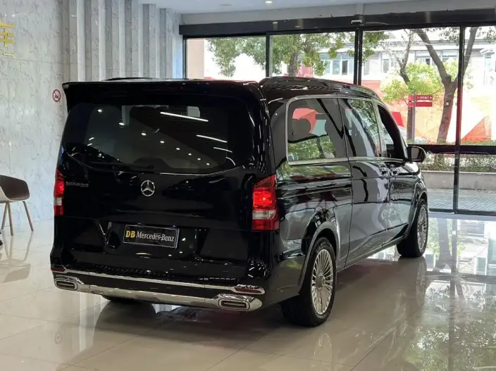 Viano 2021 Model 2.0T Elite Edition 7 seat – фото 5