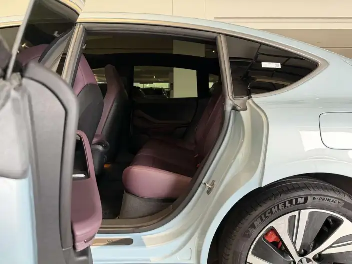 NIO ET5 2022 Model 75kWh – фото 9